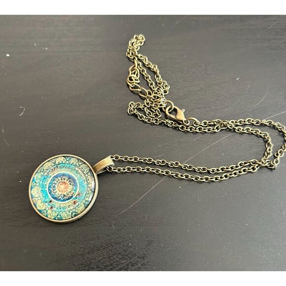 Kaleidoscope Pendant Chain Necklace Gold Tone Indian Mandala Om Hippy Buddhist - Picture 1 of 6